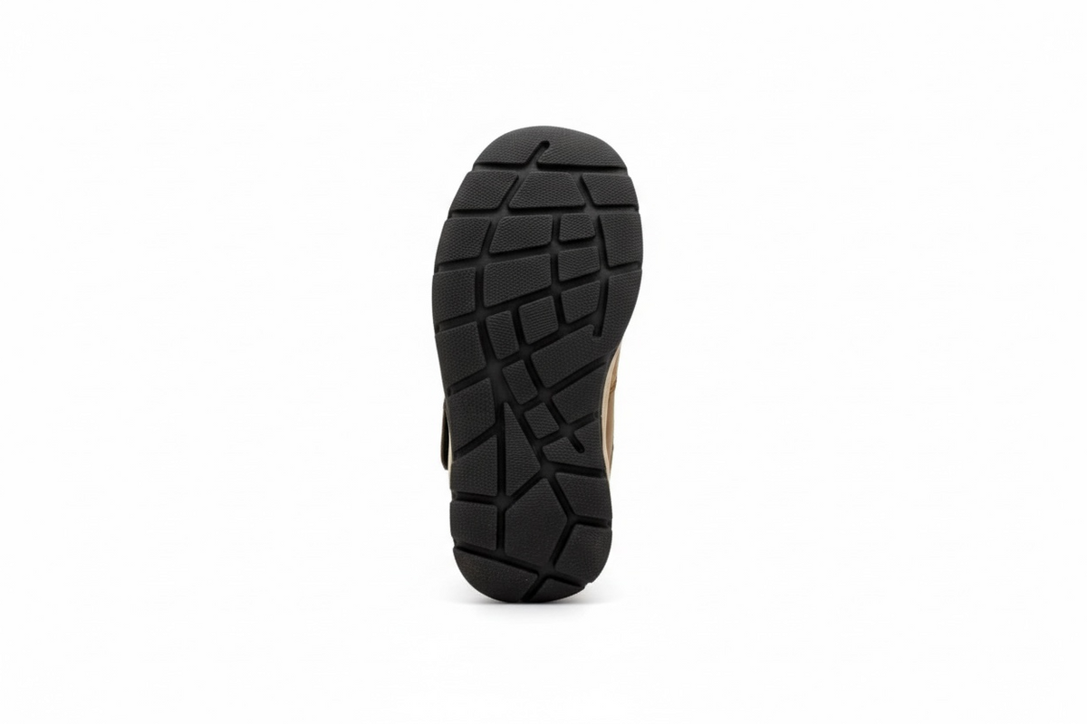 Winter leather boots with Velcro strap made of leather and real fur