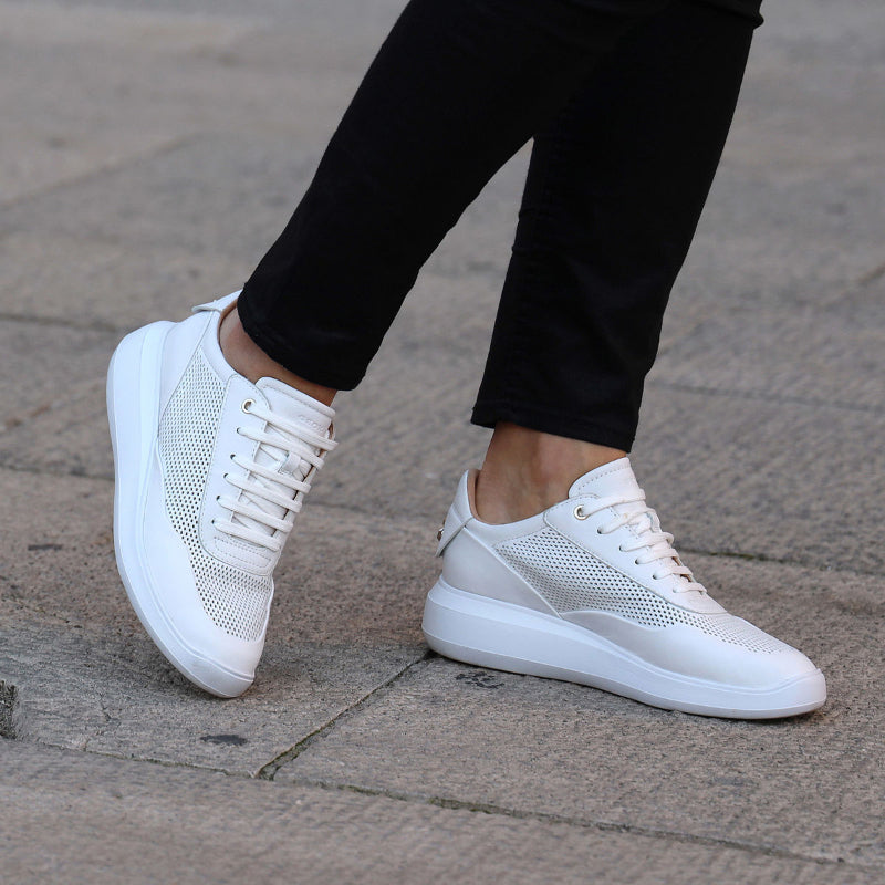 GEOX D RUBIDIA A – women's perforated leather sneakers