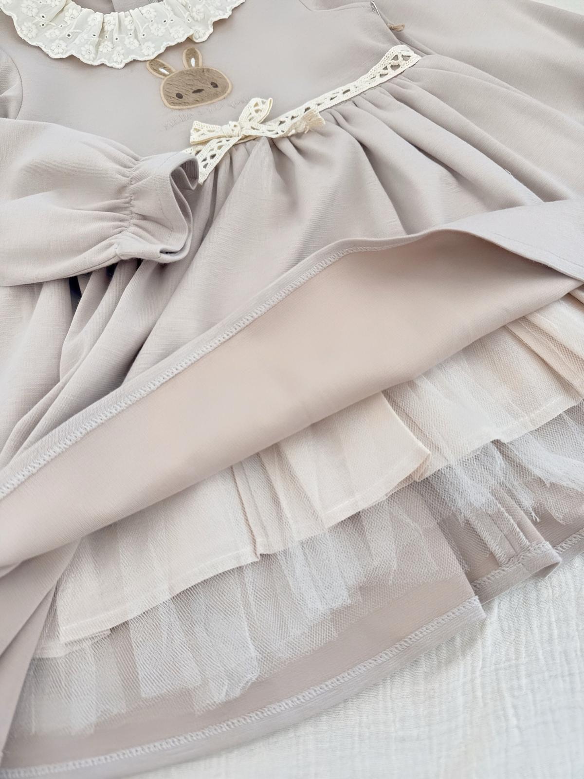 Elegantna dječja haljina s vintage čipkastim detaljima - Šaramondo