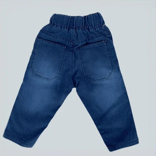 Jeans mit elastischem Bund