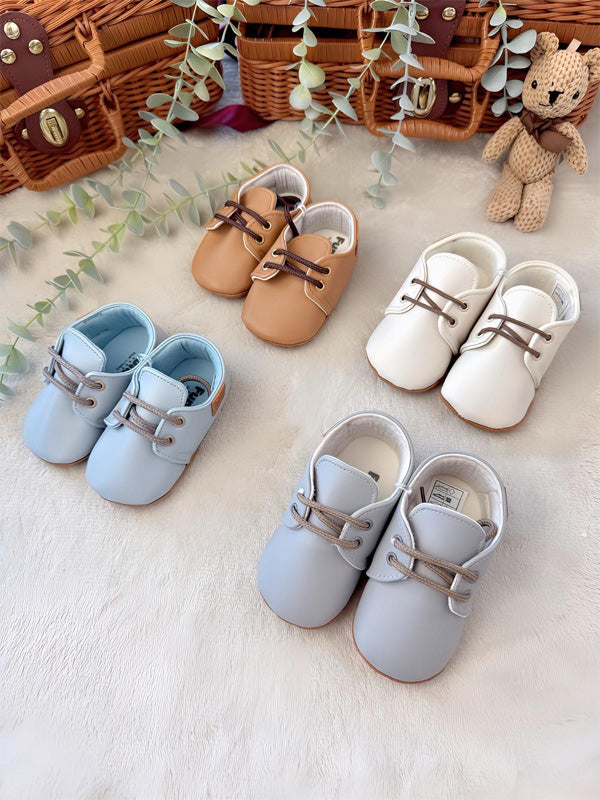 First Steps - Classic baby shoes (0-12 months)
