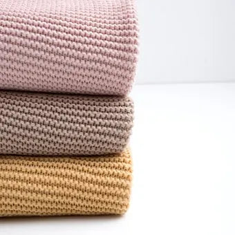 VAUVA Strickset – Eleganz in Rosa und Beige