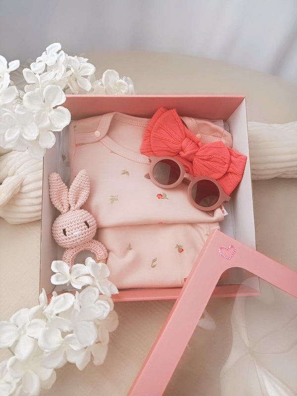 Geschenkset „Pink Dream“ – Zartheit und Stil für kleine Prinzessinnen