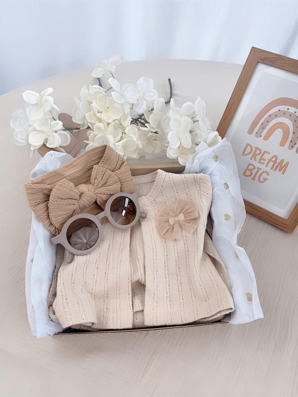 Exklusives Geschenkpaket für Mädchen (6-18 Monate)