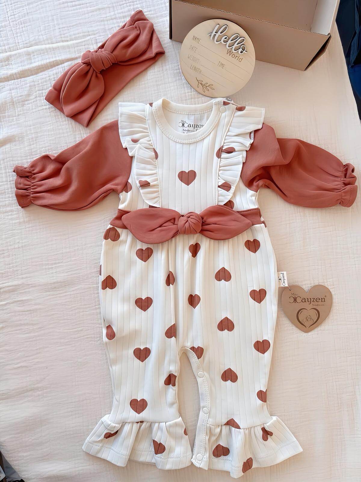 Poklon paket Mala Dama – Prvi Outfit za Sjećanje