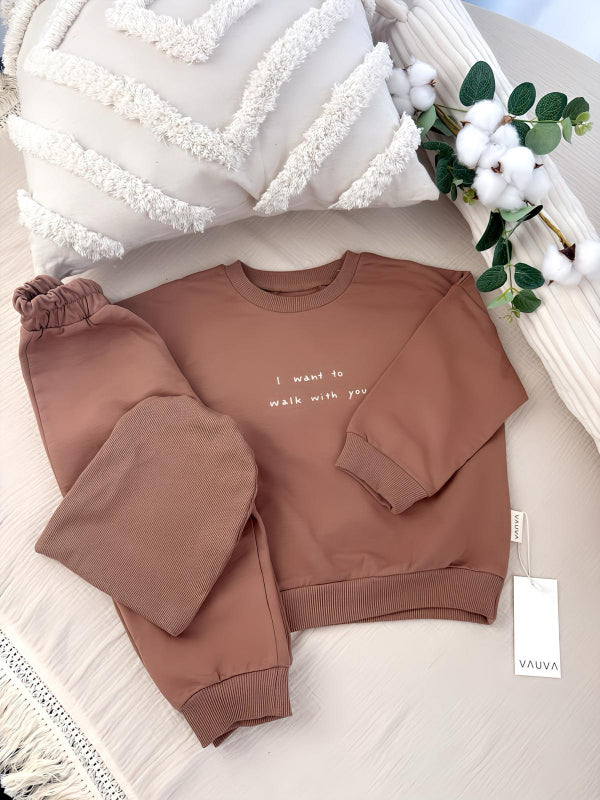 VAUVA children's tracksuit made of organic cotton - Pants, T-shirt and cap
