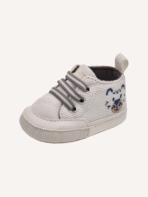 FOOTWEAR