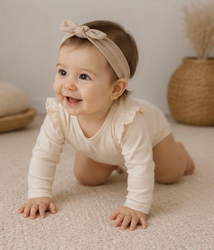 VAUVA baby bodysuit made of 100% organic cotton