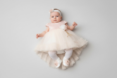 Edles Taufset für Mädchen - 3-teiliges Set mit Kleid, Stirnband und Schuhen (3-6 Monate)