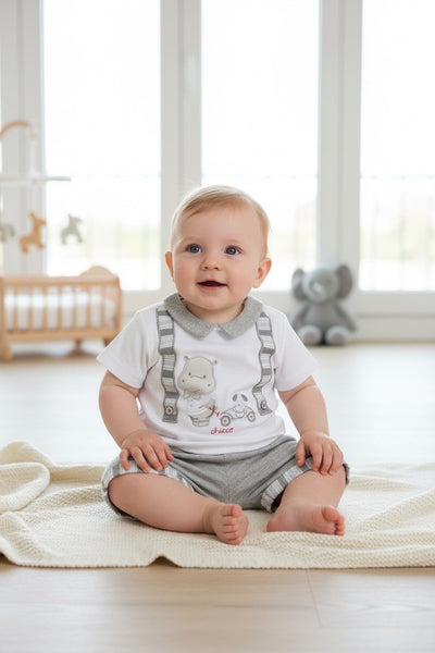 Chicco Kurzarmshirt und Shorts "Kleines Nashorn"