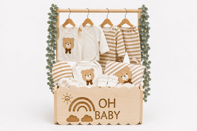 Premium Baby Shower Poklon Set (10 kom) u Drvenoj “OH BABY” Kutiji