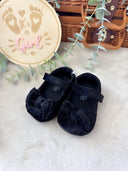 Velvet baby shoes