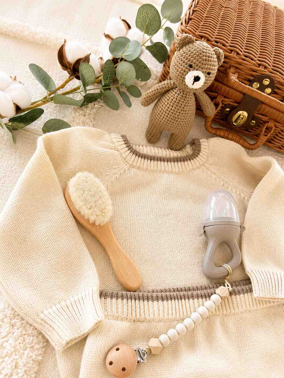 Premium Baby Gift Set "Natural Comfort"