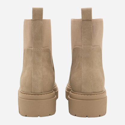 Nennen Sie es Frühlings-Chelsea-Stiefel