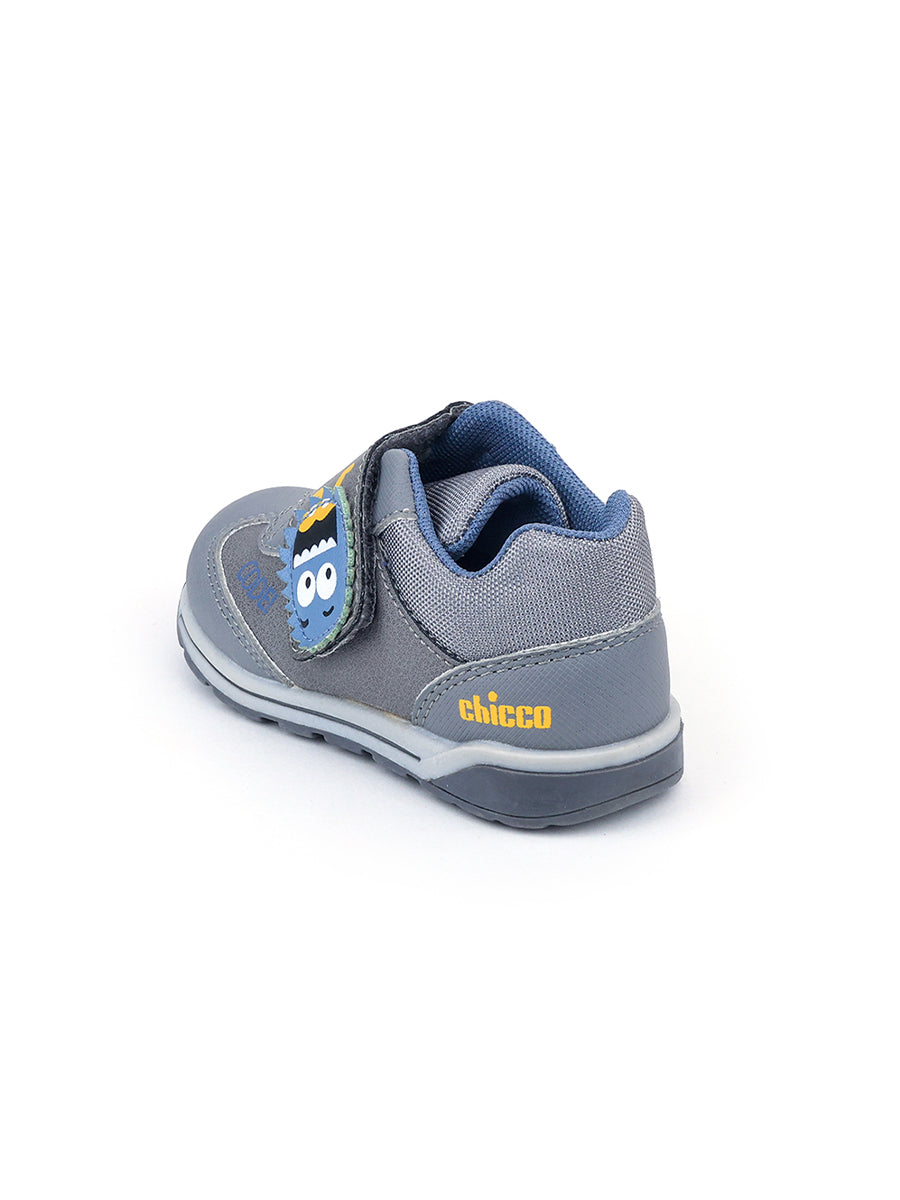 Chicco sneakers for first steps