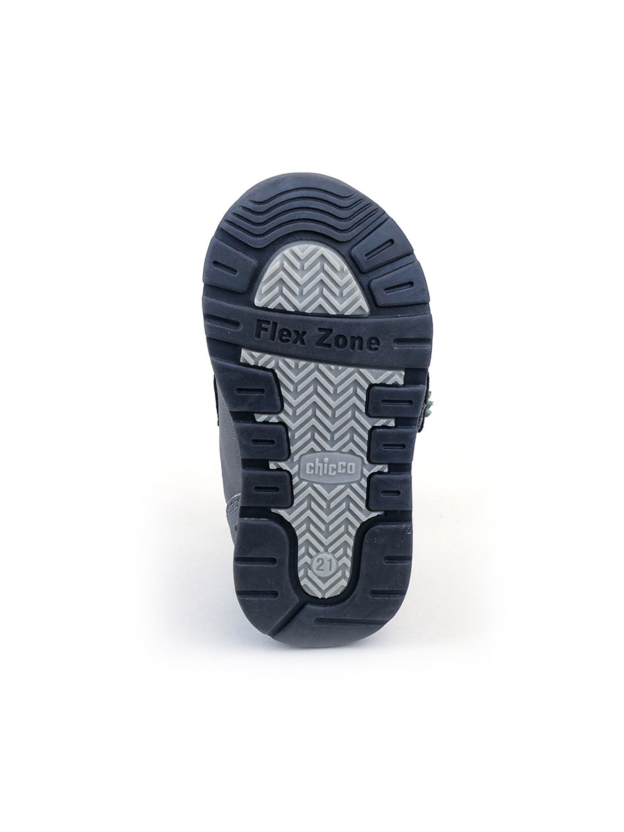 Chicco sneakers for first steps