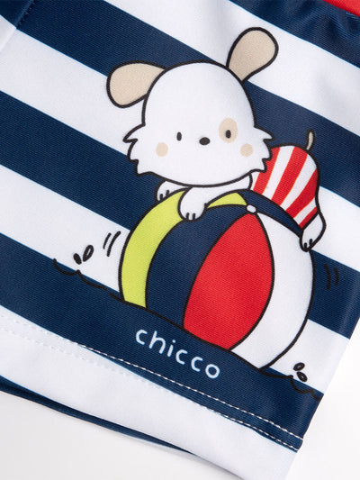 Chicco — Badeshorts mit Hund und Ball | Marineblau + weiß gestreift