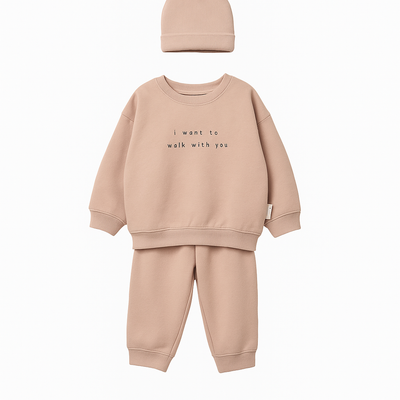 VAUVA Kinder-Trainingsanzug aus Bio-Baumwolle – Hose, T-Shirt und Mütze