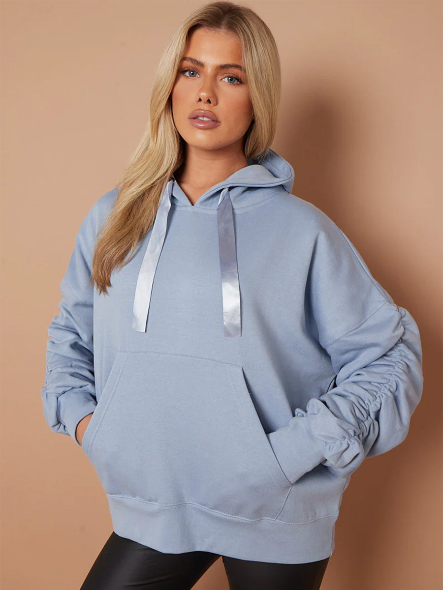Fleece hoodie with a ribbon tie