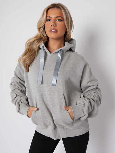 Übergroßer Hoodie mit plissierten Ärmeln