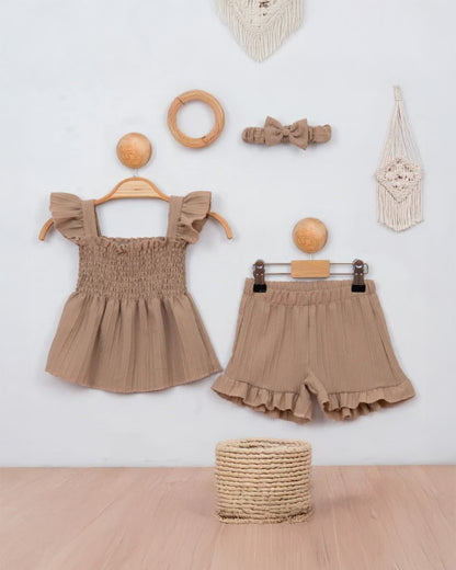 JANA Baby komplet (top + hlačice + trakica) – Miss Majstore kolekcija