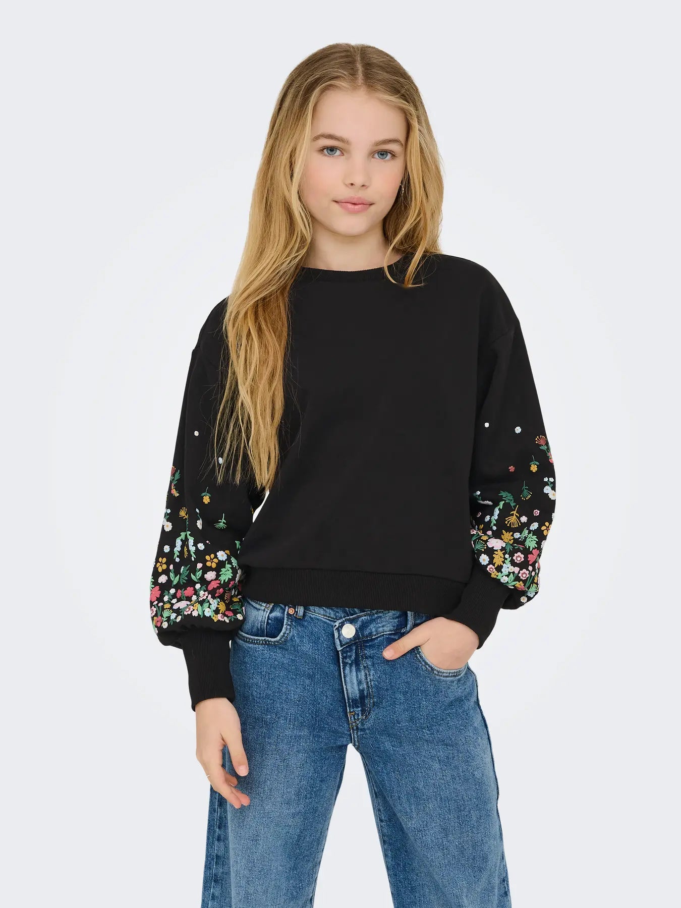 ONLY GIRLS sweatshirt s cvjetnim rukavima (KOGBROOKE)