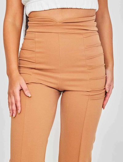 Hose mit hoher Taille und Bügelfalten 