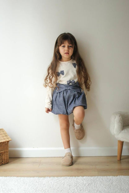Children's set - beige T-shirt and skirt with bow