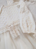 Edles Kinderkleid mit Spitzendetails (2-5 Jahre)