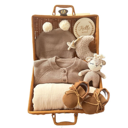 Baby gift set in an elegant case - 100% organic materials