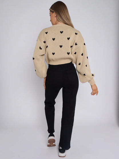 Oversized short knitted sweater 