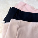 Comfortable and stretchy leggings for children - sizes 104-128